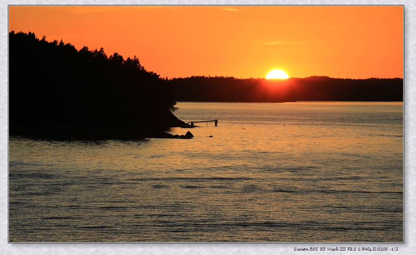 波罗的海夕照 落日融金